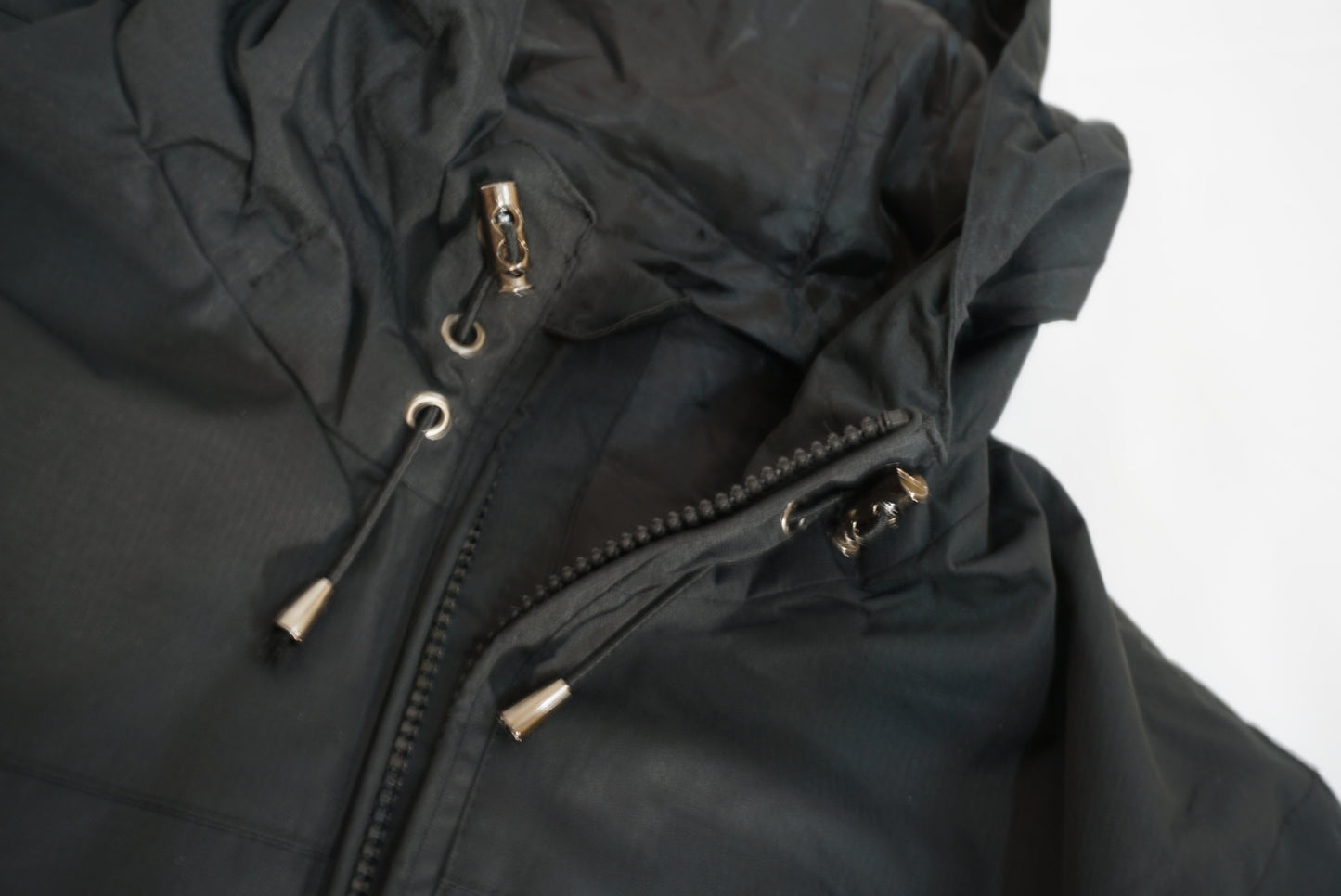 Chaqueta Cortaviento Impermeable VELKA